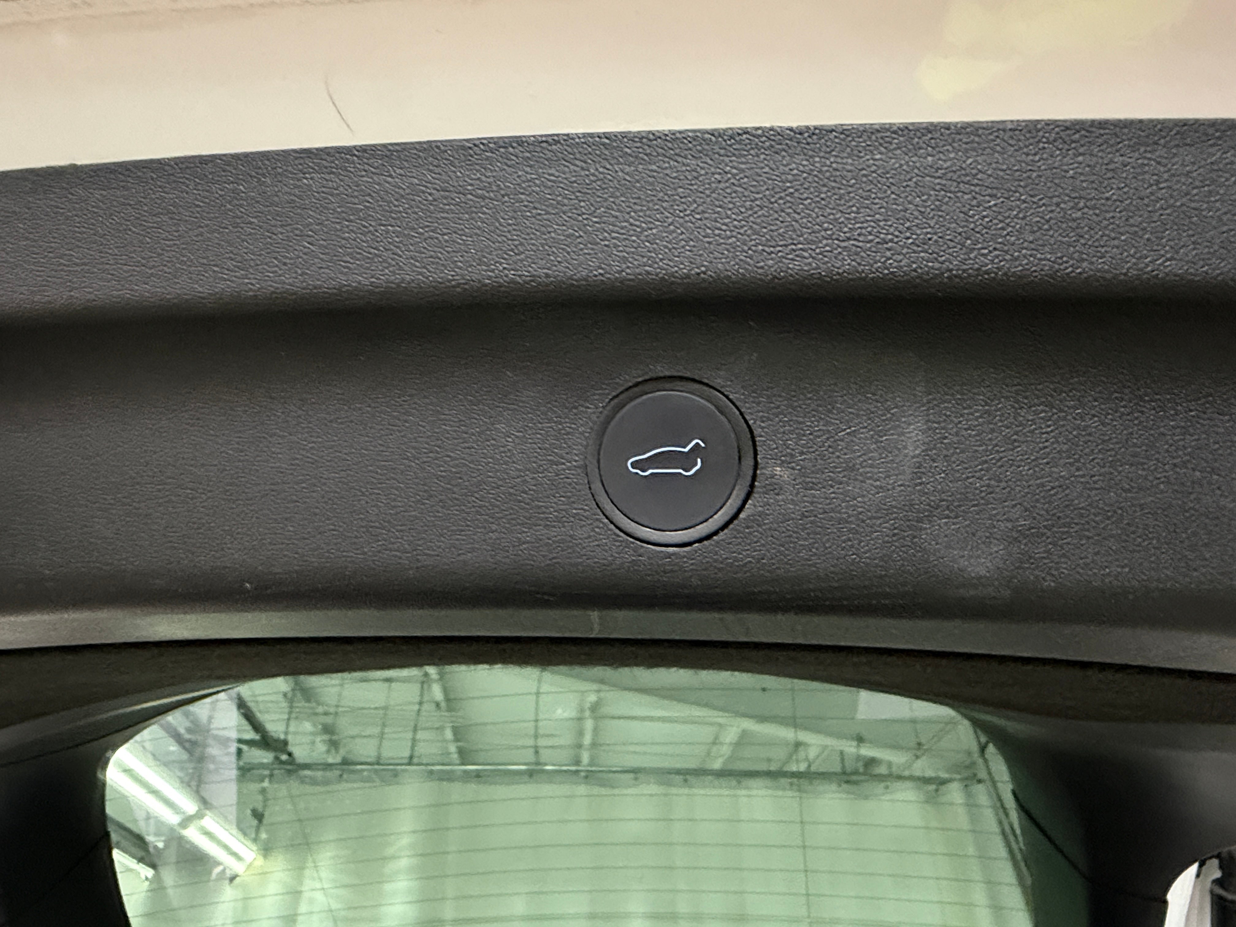 tesla model y 2023 7SAYGDEE7PA043255 image tesla model y 2023 7SAYGDEE7PA043255 image